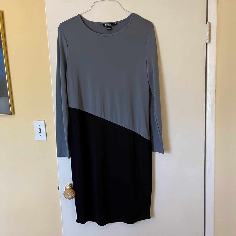 DKNY dress - size M - NWT - Picture 1 of 3